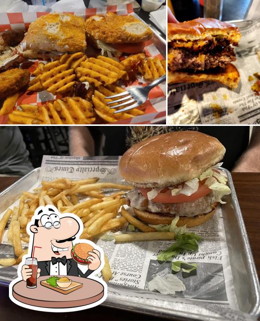 Trapper's Sports Bar and Grill