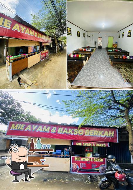 MIE AYAM & BAKSO BERKAH