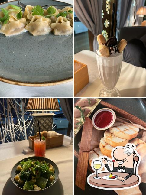 Еда в "Матрешке"