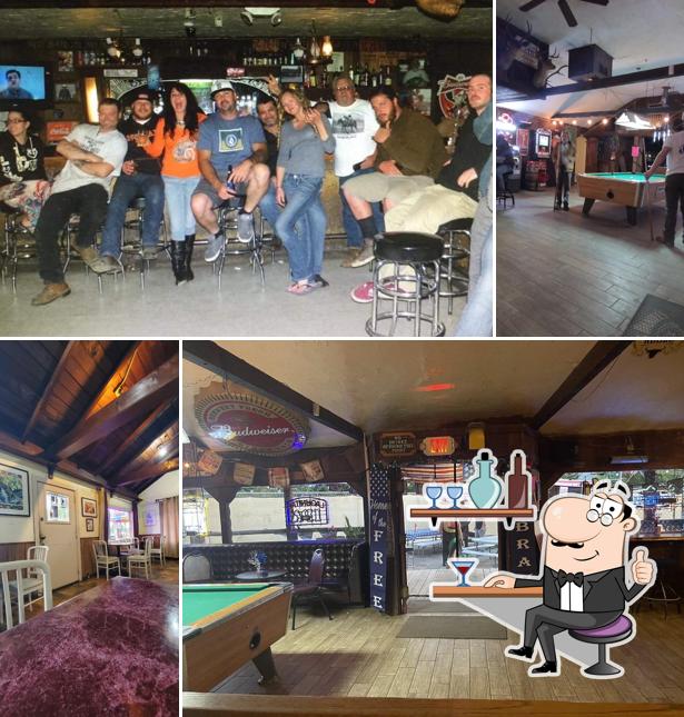 Hopper's Corner Saloon