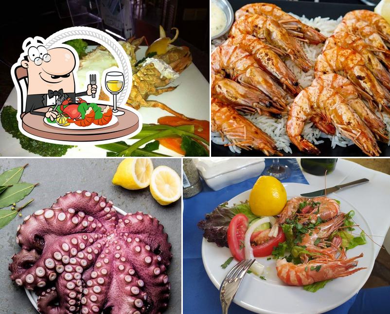 Salamis Restaurant, Fish Tavern & Sports Bar