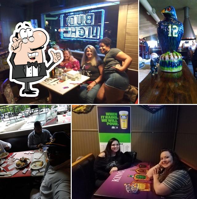 Christy's Bar & Grill