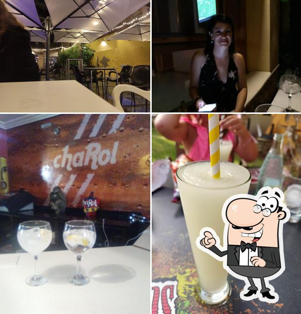 Charol Cafe & Bar