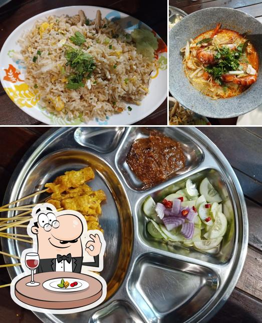 โอ๋กุ้งอบวุ้เส้น&ทะเลเผา