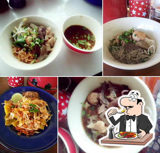 ร้านสถานีทับปุด-ก๋วยเตี๋ยวเรือ & หมูสะเต๊ะ