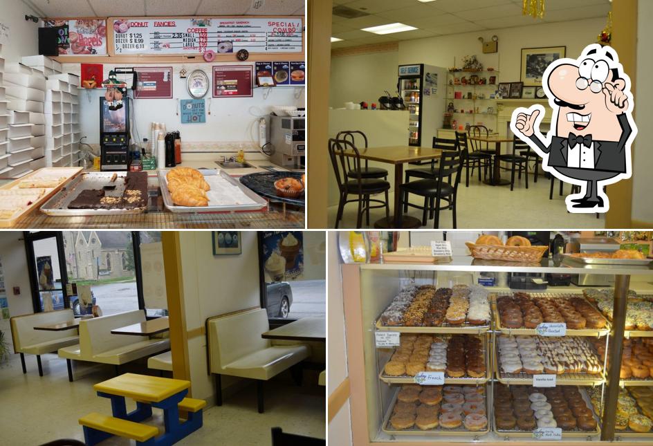 Dimples Donuts