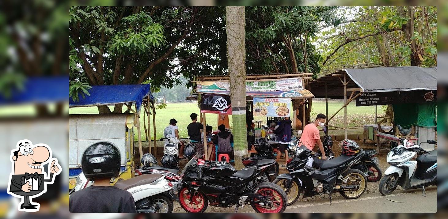 Pempek Manto squad