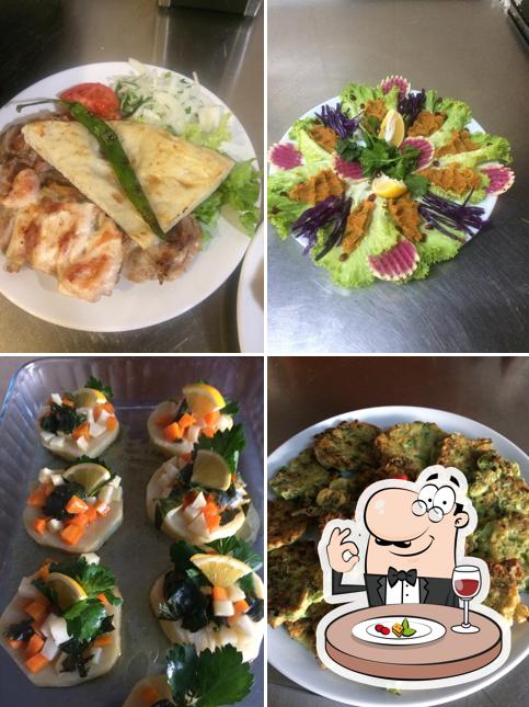 Zeybek Sofrası