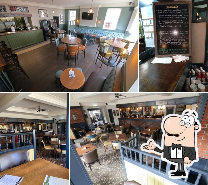 The Half Moon Elloughton