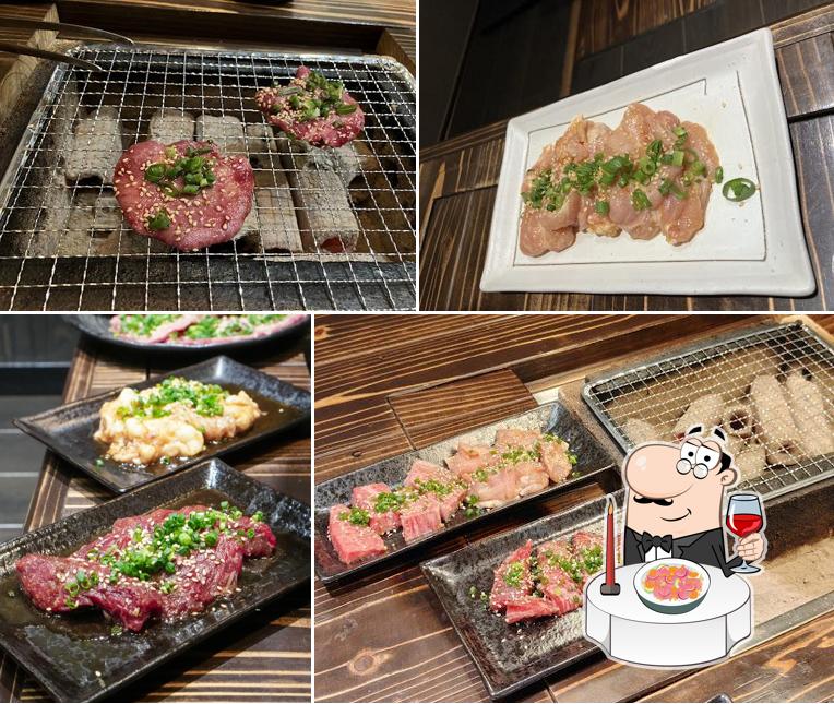 囲炉裏炭火焼き 焼肉「楓」上野町店