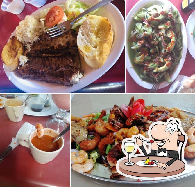 Restaurant Rojos Mariscos Aves y Carnes