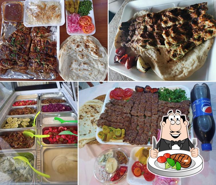 مطعم ومشويات المشاهير