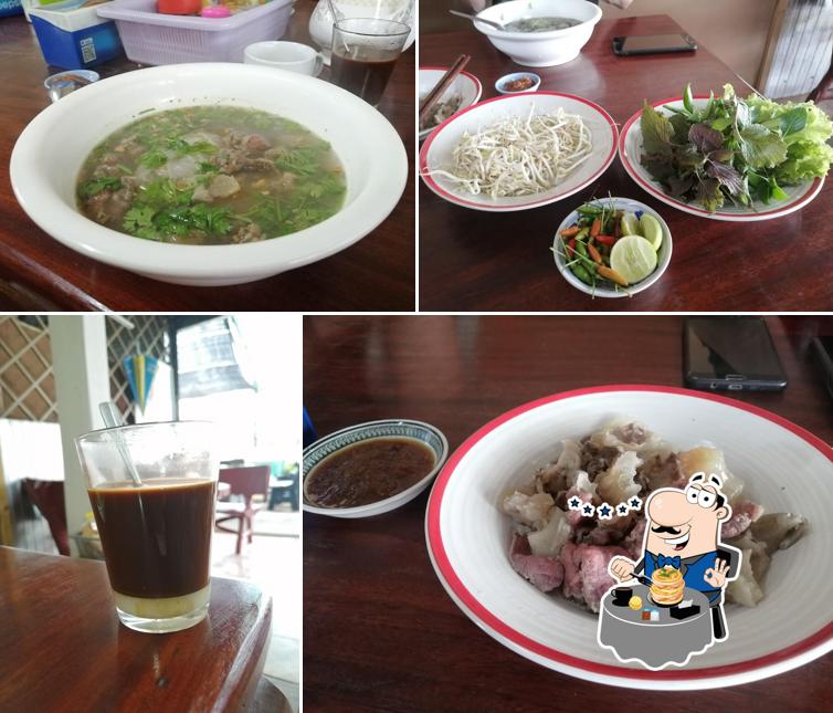 ຮ້ານຂາຍເຝີແມ່ນ້ອຍເຈົ້າເກົ່າ