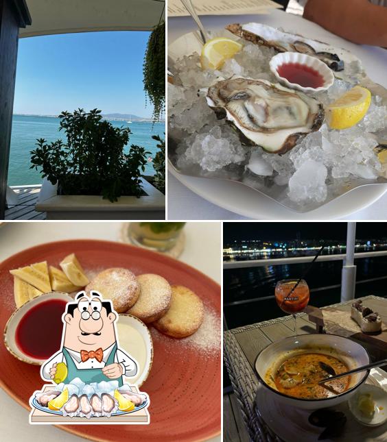 Устрицы в "Кафе SeaZone"