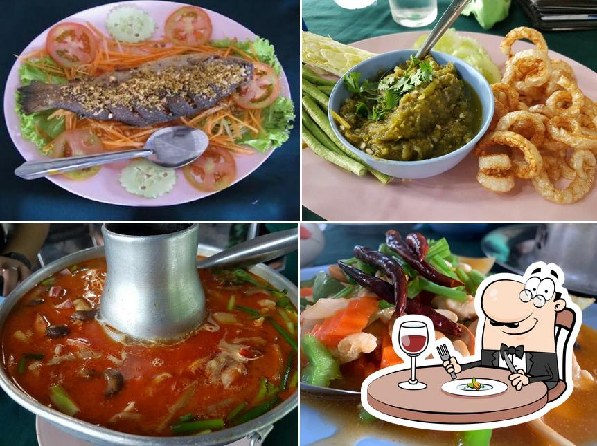ครัวริมธารป้าอ๋อย ดอยอินทนนท์