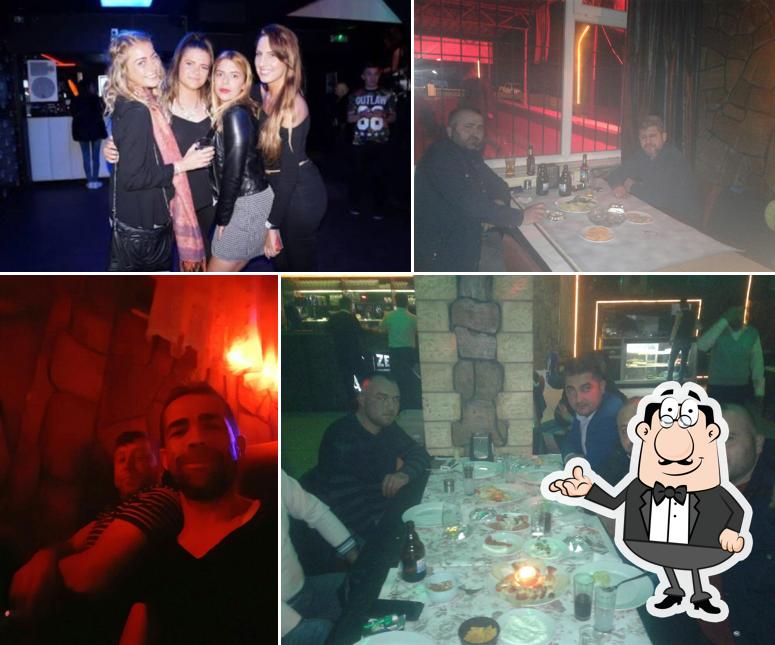 Zeus bar