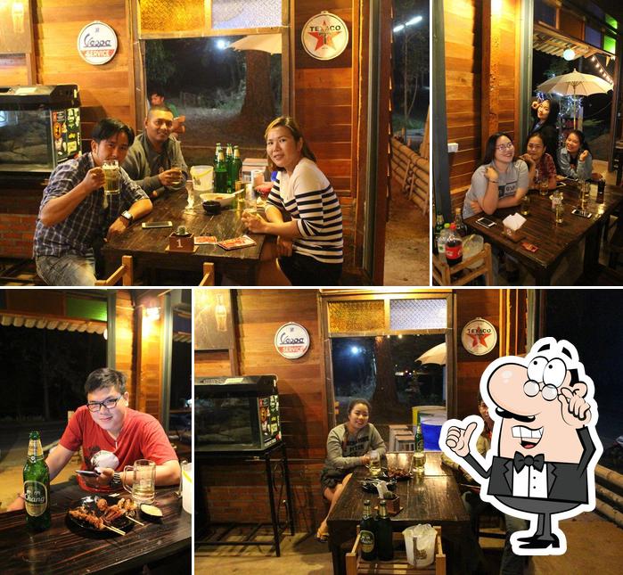 ThaPhae Cafe ปางช้างแม่วาง