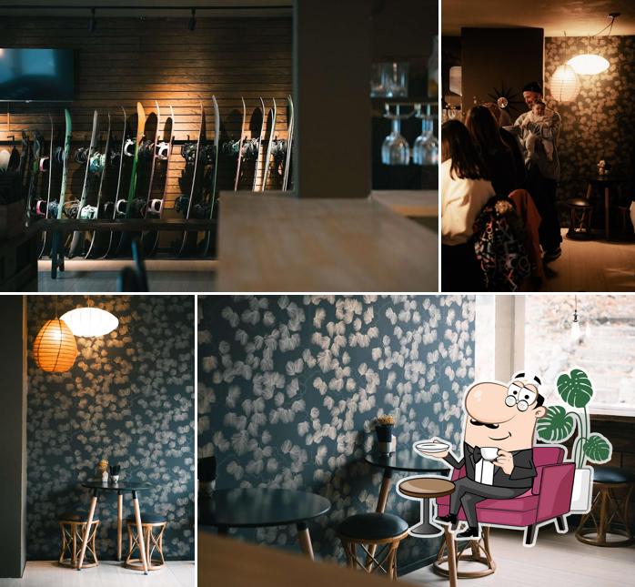 Two Pines - Pizza & Wine Bar