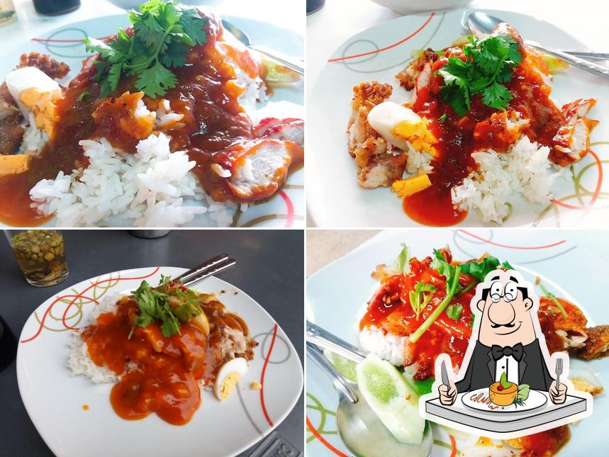 ข้าวหมูแดงเรือเมล์