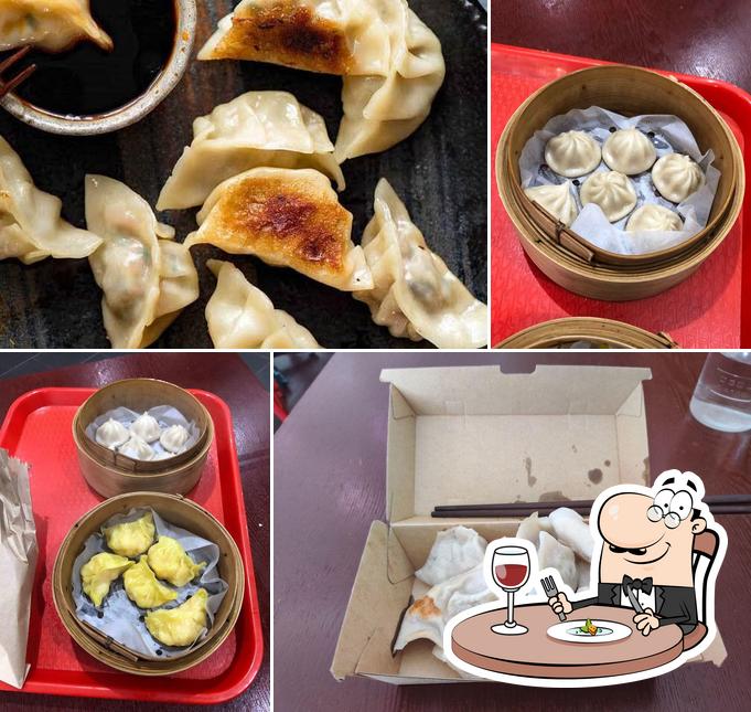 Dumpling Hut