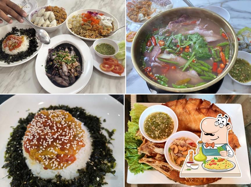 Jae Dao Seafood Won beach Bangsaen
