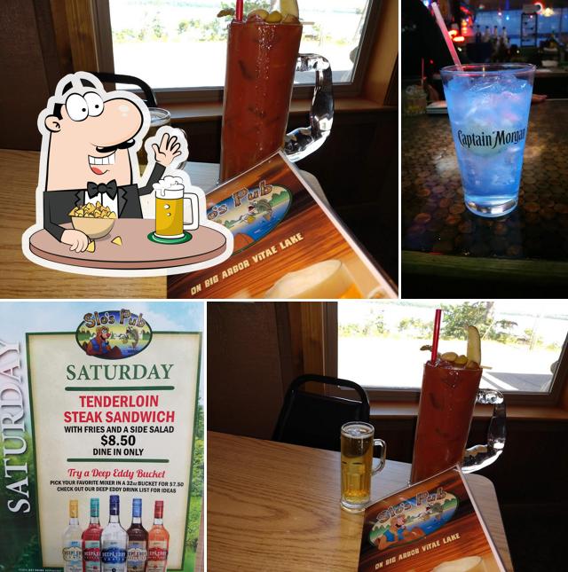 Slo's Pub