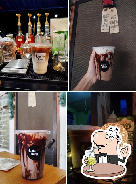 Café Moon - by A & J