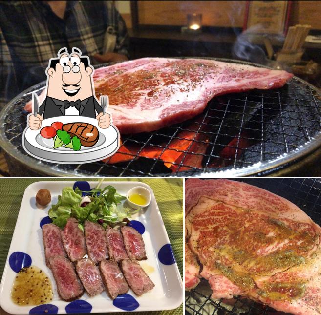 焼肉 三馬力+1/2 波多江店