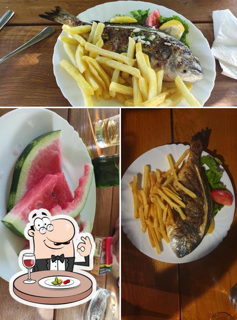 U.O. Fish House
