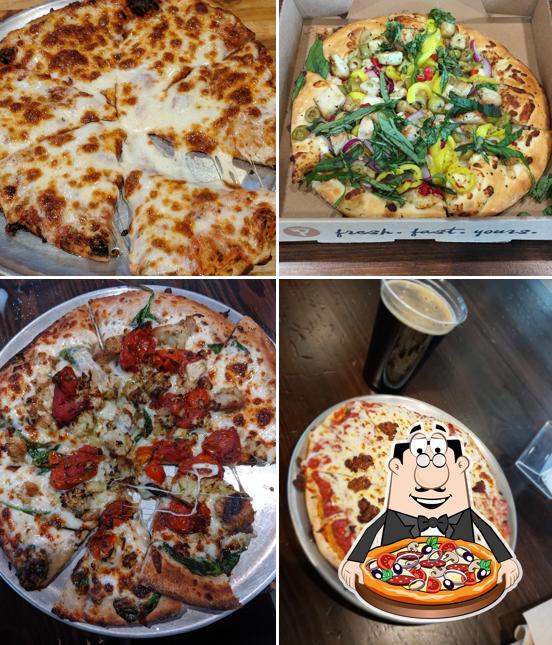 Topp'd Pizza + Bar Lenexa Public Market