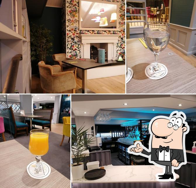 Elliot’s Bistro