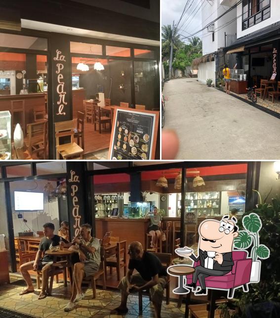 Pearl cafe