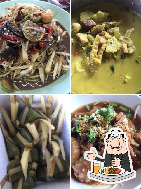 ร้านเด็กเส้น แม่น้ำ ซ.3
