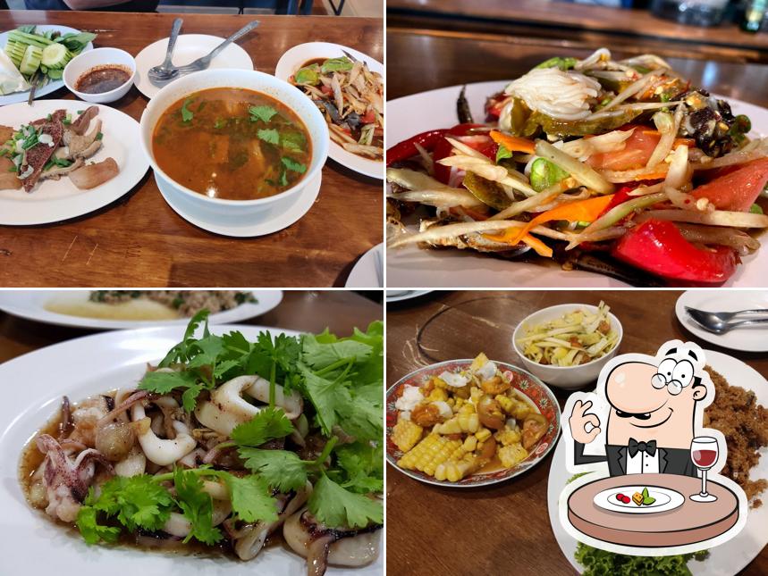 Puan Isan Restaurant