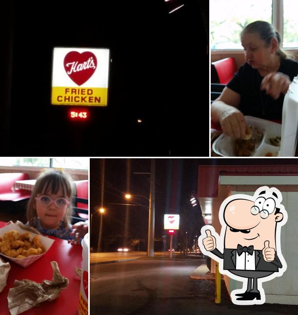 HART'S FRIED CHICKEN
