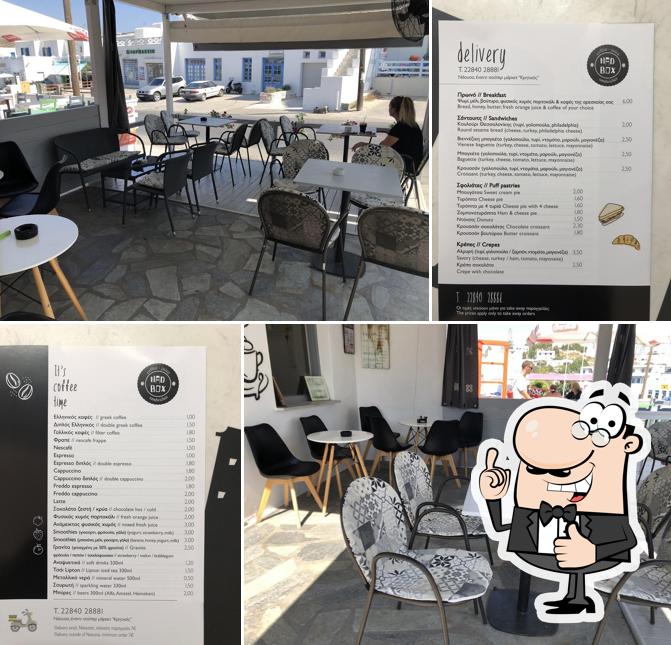 Nut café