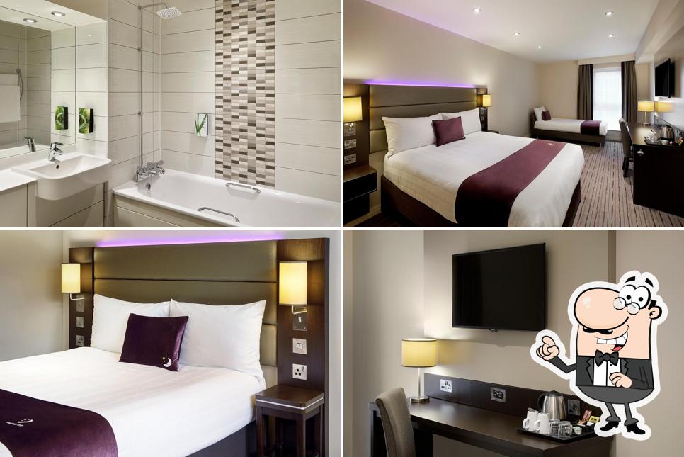 Premier Inn Epsom Town Centre hotel