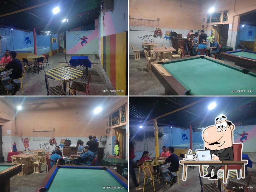 Burger Pool