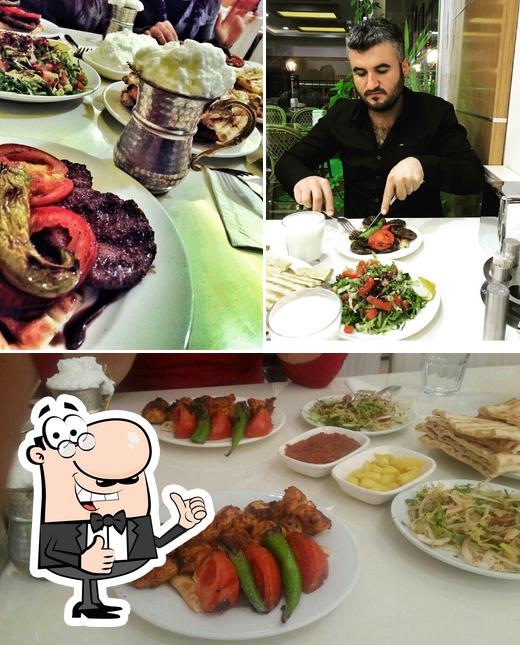 Köfteci Adem Usta