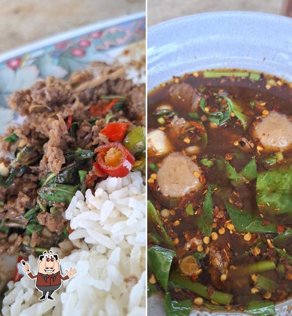 ก๋วยเตี๋ยวเนื้อพิจิตร