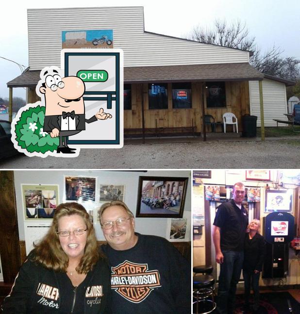 De Witt Country Store