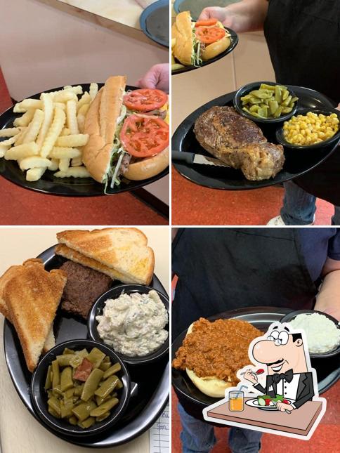 M and M Country Barn Restaurant