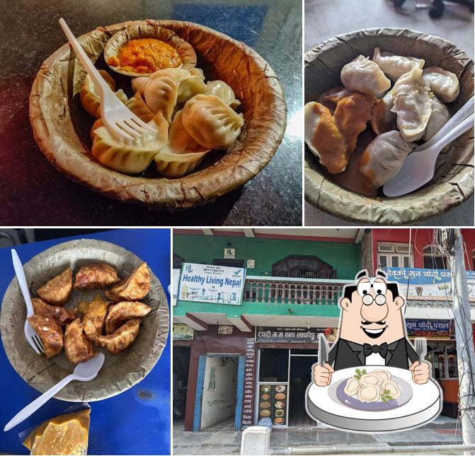 Tapari Mo:Mo and Laphing Hub