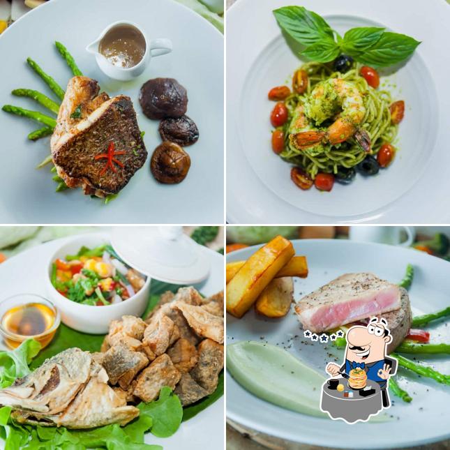 Moonrise Seafood & Beachbar
