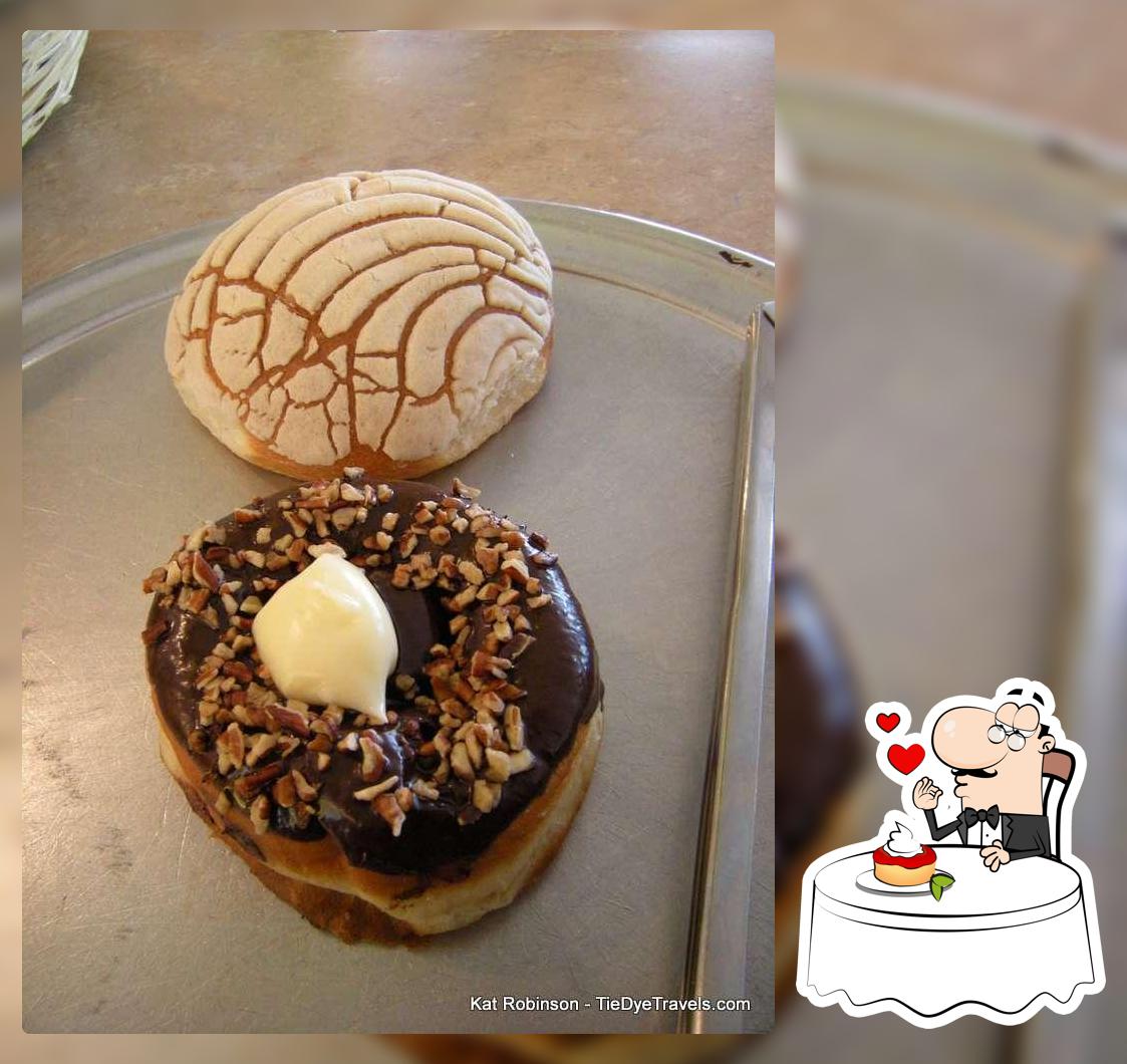 Domingo's Bakery & Restaurant