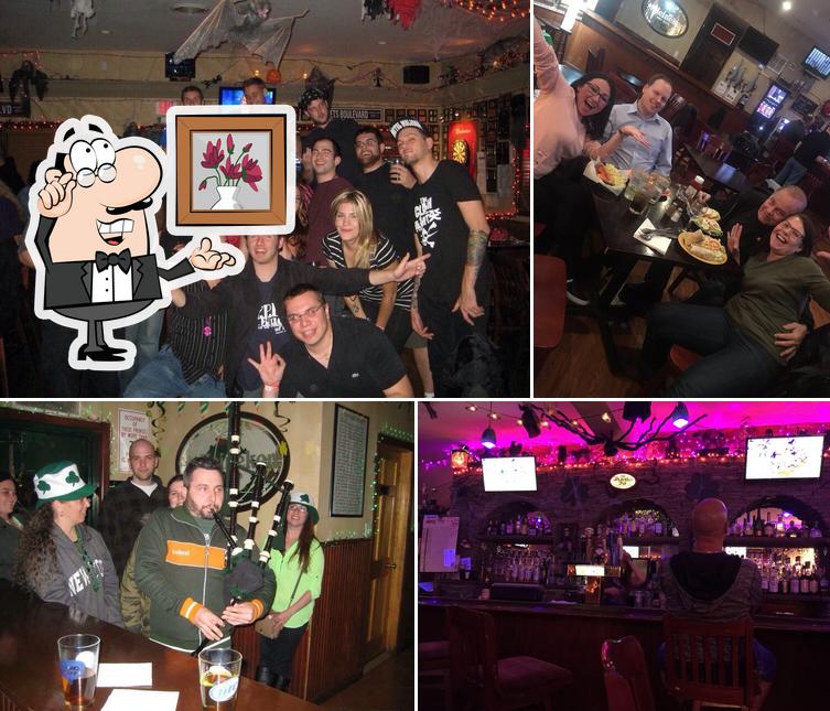Shamrocks Bar & Grill