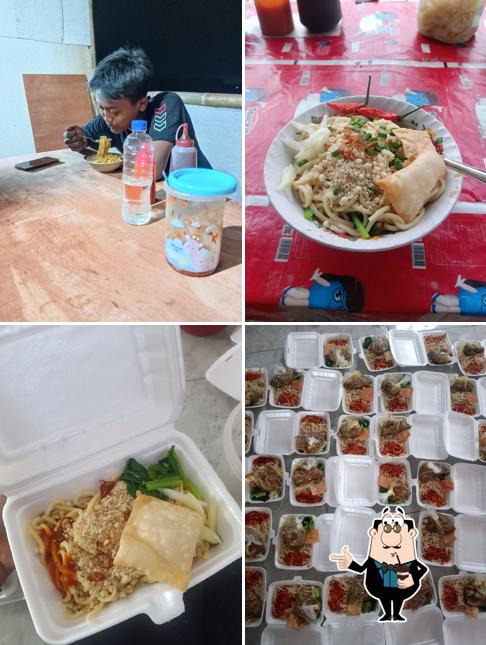 Warung Mie Ayam Cak jun