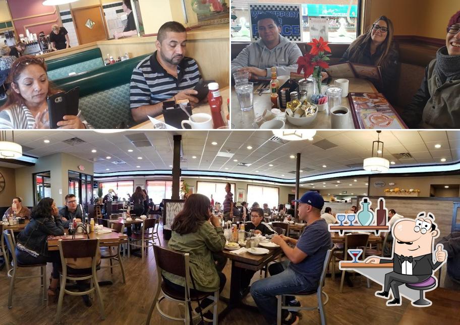 Alexanders Restaurant & Pancake House