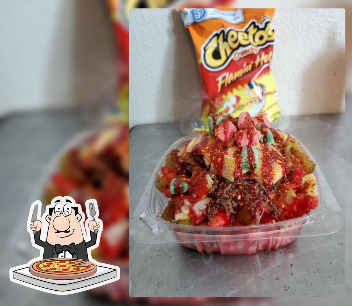 Tlacuache munchies