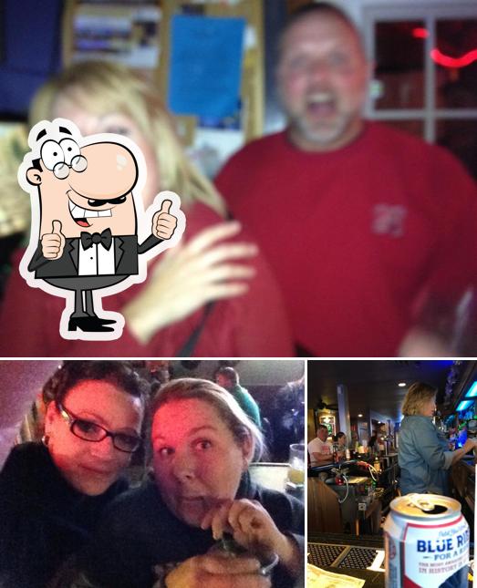 Hickman Bar & Grill
